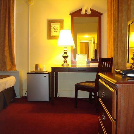 Windsor Park Hotel Washington Exterior photo